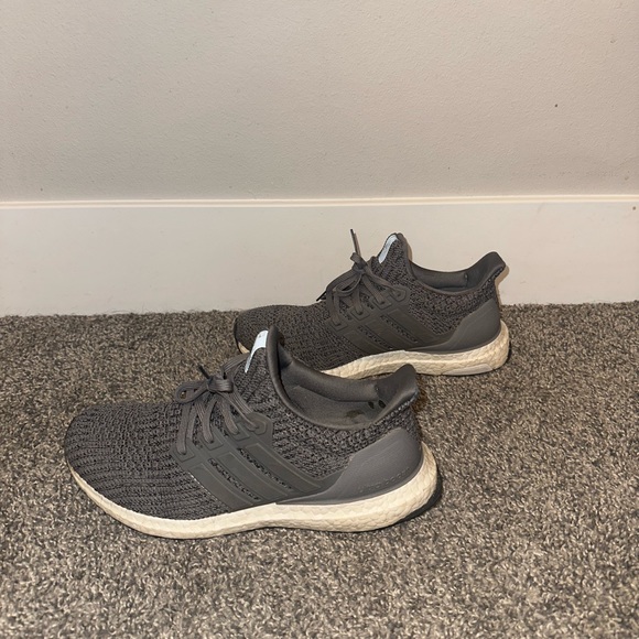 Adidas Ultraboost 4.0 - Picture 6 of 7